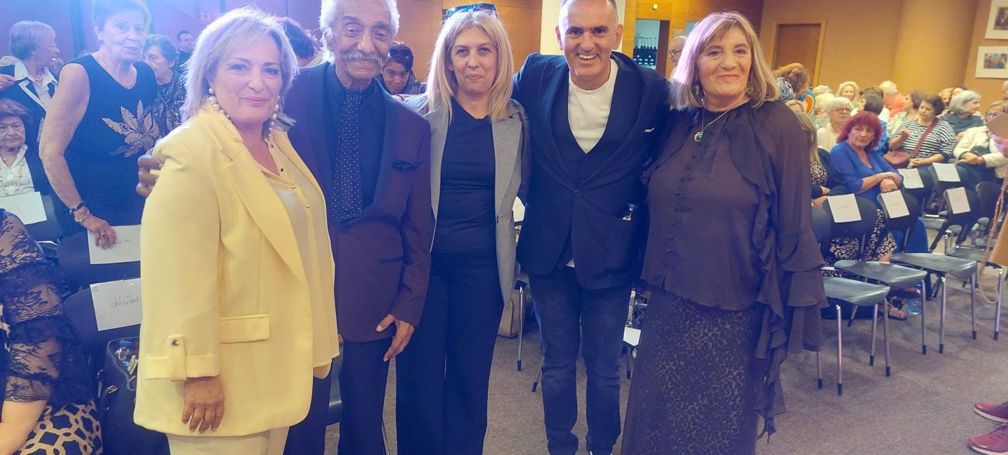 Παρουσιάστηκε ο νέος δίσκος του Μάκη Ψαραδέλλη «Λίγο πριν να φέξει»